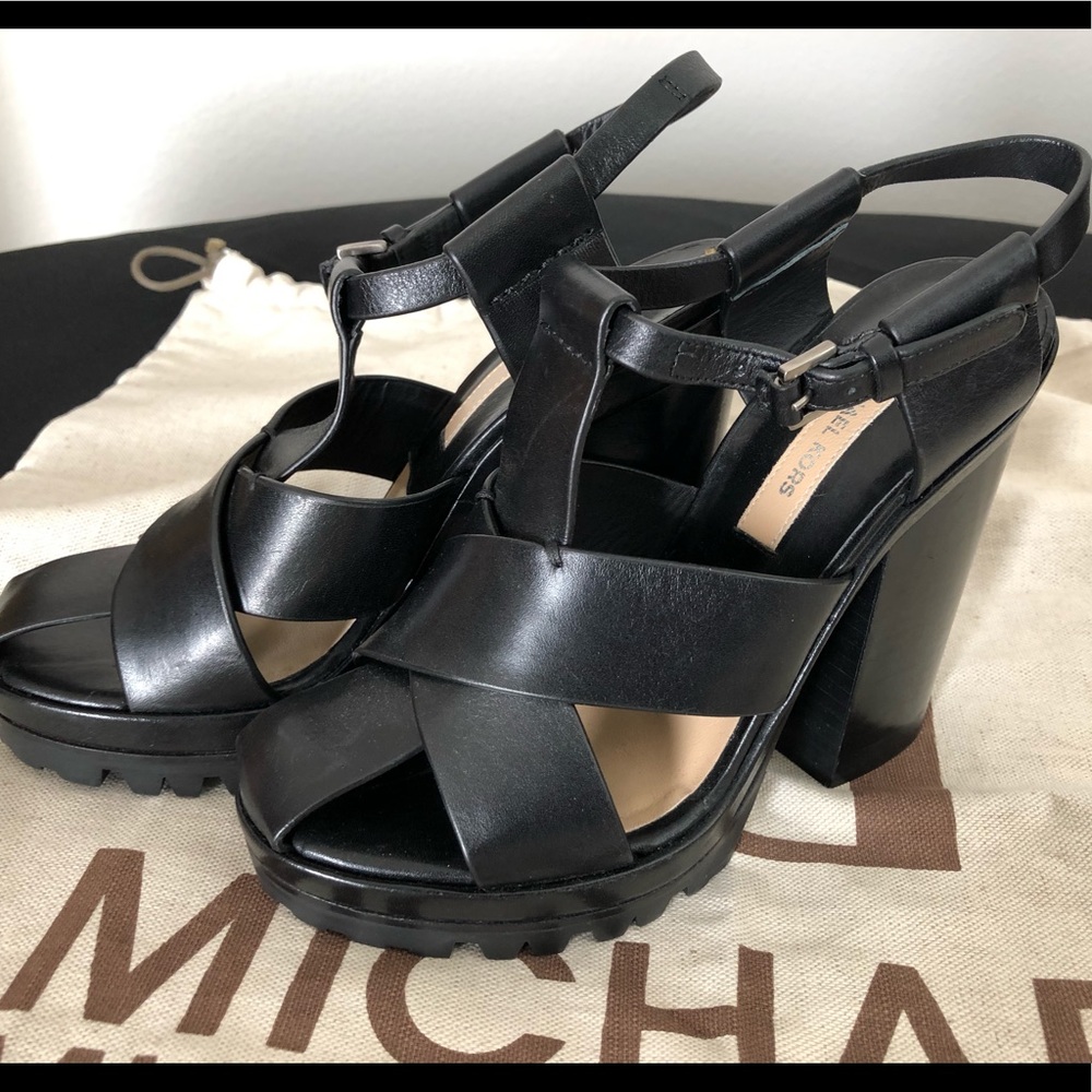 - Michael Kors Collection Black Wedge Size UR 37/7
